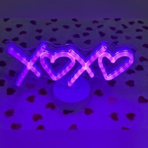 Vibrant Purple XOXO Party Light! New in box